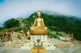 Tượng Phật hoàng Trần Nhân Tông tại Yên Tử, Quảng Ninh