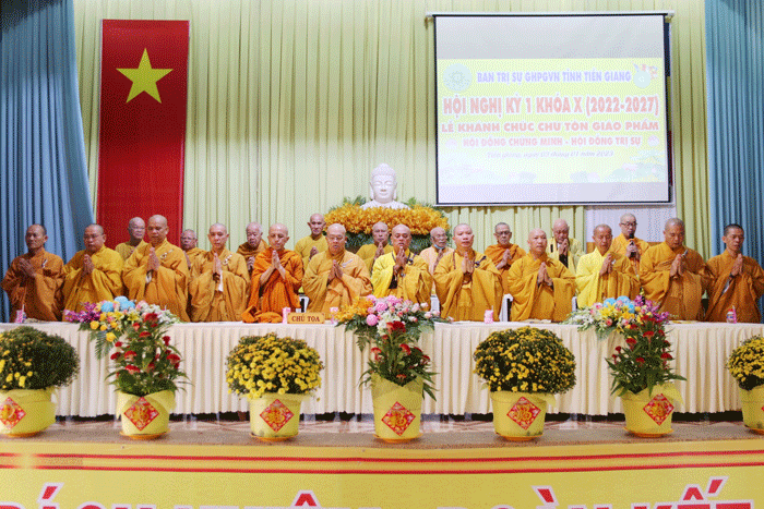 Hội nghị tổng kết Phật sự năm 2022, đề ra phương hướng hoạt động năm 2023 tại chùa Vĩnh Tràng
