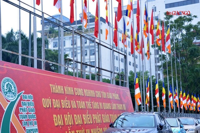 Tất bật công tác chuẩn bị Đại hội Phật giáo toàn quốc lần thứ IX tại Hà Nội ảnh 25