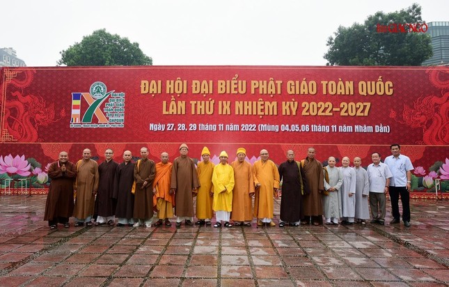 Thủ đô Hà Nội đón đại biểu về tham dự Đại hội Phật giáo toàn quốc lần IX ảnh 7