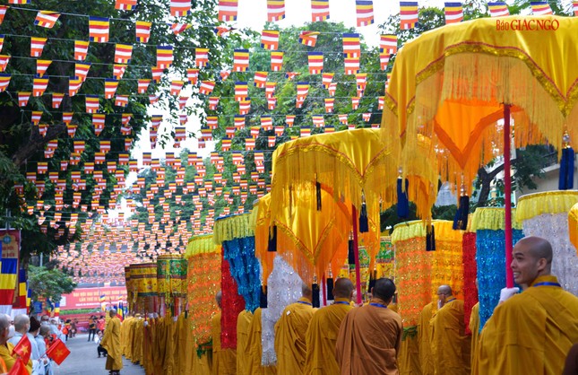 Trọng thể khai mạc Đại hội đại biểu Phật giáo toàn quốc lần thứ IX, nhiệm kỳ 2022-2027 ảnh 17