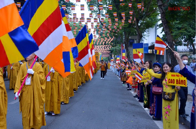 Trọng thể khai mạc Đại hội đại biểu Phật giáo toàn quốc lần thứ IX, nhiệm kỳ 2022-2027 ảnh 24