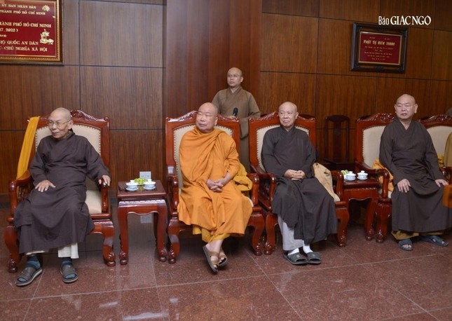 Lãnh đạo Ban Tôn giáo TP.HCM thăm đoàn Đại biểu Phật giáo Thành phố tham dự Đại hội IX GHPGVN ảnh 6