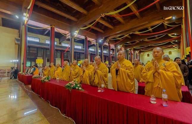 Trung ương GHPGVN tưởng niệm 714 năm ngày Đức Phật hoàng Trần Nhân Tông nhập Niết-bàn ảnh 7