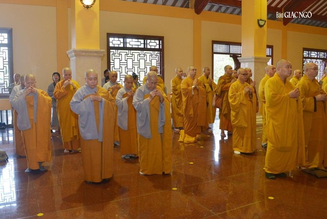 Trang nghiêm tưởng niệm Đức Phật hoàng Trần Nhân Tông tại Việt Nam Quốc Tự ảnh 7