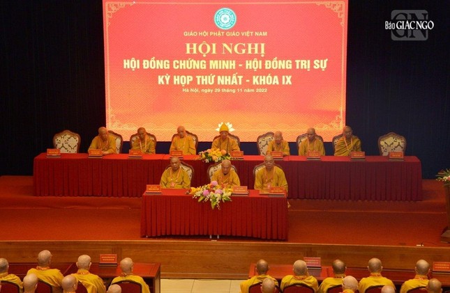 [ẢNH] Suy tôn Đức Đệ tứ Pháp chủ GHPGVN, bế mạc Đại hội đại biểu Phật giáo toàn quốc lần IX ảnh 6