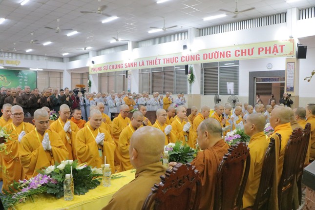 Trường Trung cấp Phật học TP.HCM tổ chức lễ tri ân nhân ngày Hiến chương Nhà giáo 20-11 ảnh 2