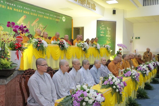 Trường Trung cấp Phật học TP.HCM tổ chức lễ tri ân nhân ngày Hiến chương Nhà giáo 20-11 ảnh 6