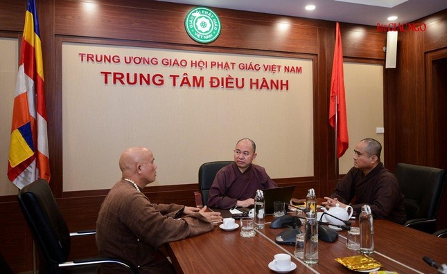Thủ đô Hà Nội đón đại biểu về tham dự Đại hội Phật giáo toàn quốc lần IX ảnh 2
