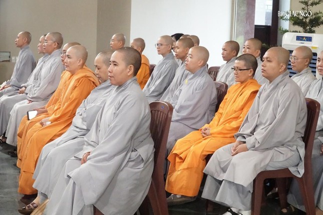 Tăng Ni sinh Học viện Phật giáo VN tại TP.HCM tổ chức lễ tri ân giáo thọ, giảng viên nhân ngày 20-11 ảnh 12