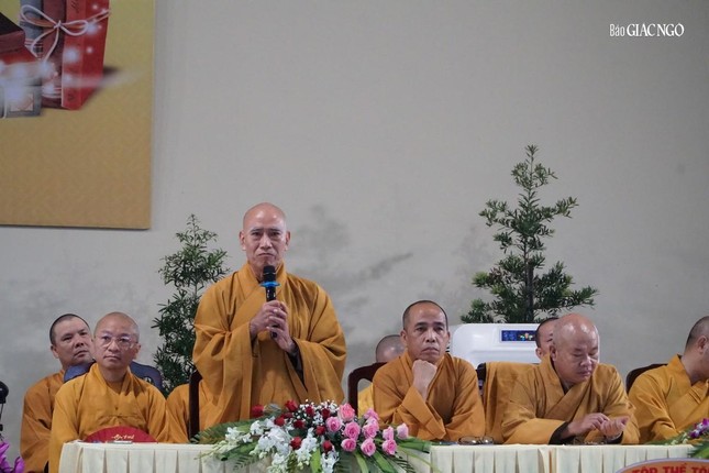 Tăng Ni sinh Học viện Phật giáo VN tại TP.HCM tổ chức lễ tri ân giáo thọ, giảng viên nhân ngày 20-11 ảnh 6