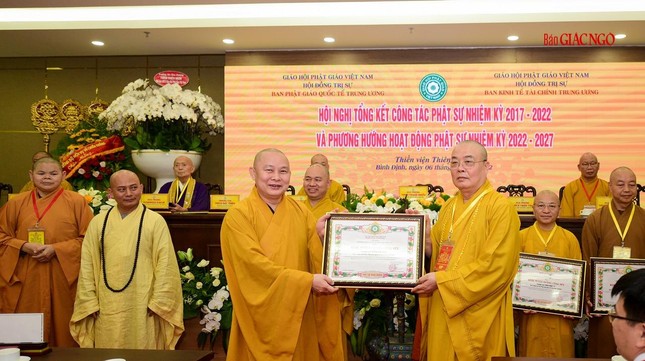 Ban Kinh tế - Tài chính Trung ương GHPGVN tổng kết công tác Phật sự nhiệm kỳ VIII (2017-2022) ảnh 15