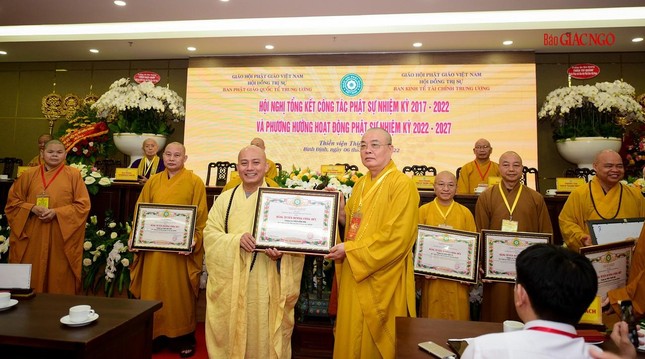 Ban Kinh tế - Tài chính Trung ương GHPGVN tổng kết công tác Phật sự nhiệm kỳ VIII (2017-2022) ảnh 16