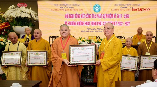 Ban Kinh tế - Tài chính Trung ương GHPGVN tổng kết công tác Phật sự nhiệm kỳ VIII (2017-2022) ảnh 17