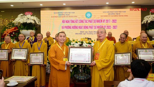 Ban Kinh tế - Tài chính Trung ương GHPGVN tổng kết công tác Phật sự nhiệm kỳ VIII (2017-2022) ảnh 21