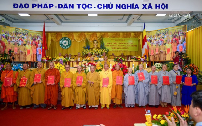 Hòa thượng Thích Quảng Tùng tiếp tục làm Trưởng ban Từ thiện xã hội GHPGVN nhiệm kỳ (2022-2027) ảnh 22
