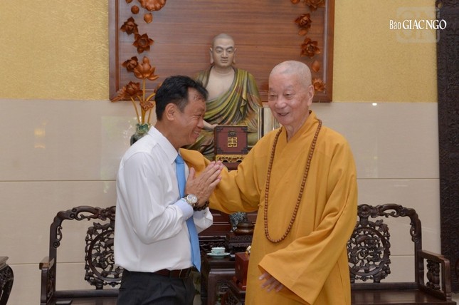 Trưởng ban Tôn giáo Chính phủ Vũ Hoài Bắc chúc Tết đến Đức Pháp chủ GHPGVN ảnh 2