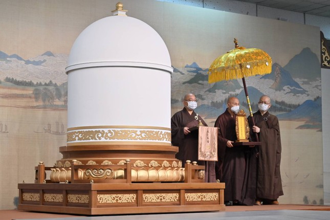 Cử hành tang lễ Đại lão Hòa thượng Tinh Vân (Phật Quang Sơn) ảnh 1