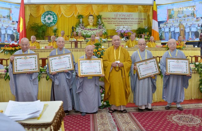Phân ban Ni giới Trung ương tổng kết hoạt động Phật sự, trao quyết định nhân sự nhiệm kỳ 2022-2027 ảnh 33