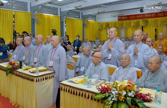 Phân ban Ni giới Trung ương tổng kết hoạt động Phật sự, trao quyết định nhân sự nhiệm kỳ 2022-2027 ảnh 49