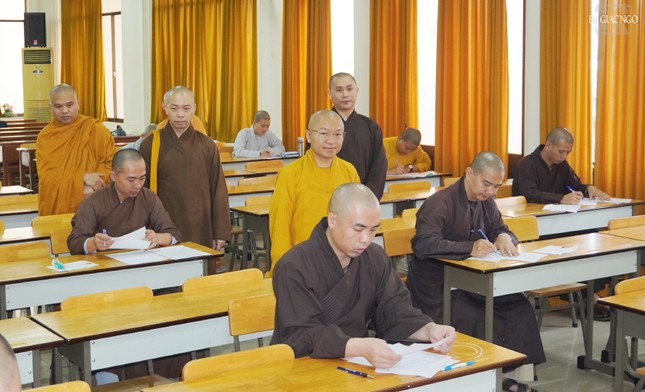 Học viện Phật giáo VN tại TP.HCM khai mạc kỳ thi tuyển sinh Thạc sĩ Phật học khóa VI ảnh 3