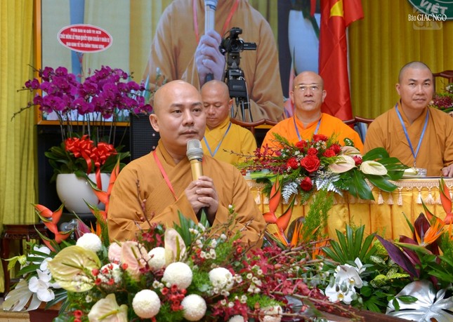 Lễ trao quyết định nhân sự Ban Phật giáo Quốc tế và Kinh Tế-Tài chính T.Ư nhiệm kỳ 2022-2027 ảnh 45