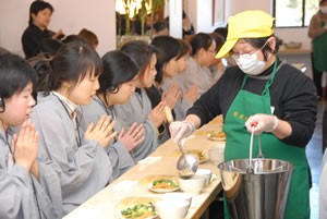 uchau 9.jpg