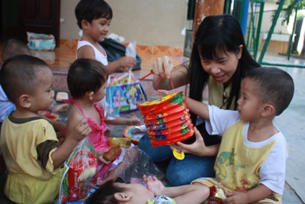 Muôn vẻ sắc màu Trung thu ảnh 21