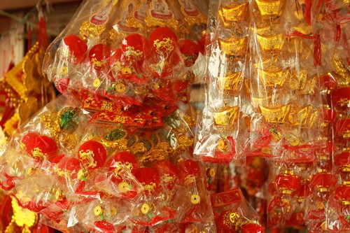 Dạo chơi "phố hàng Mã" ở Sài Gòn ảnh 3