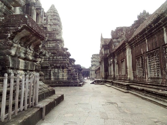 angkor3.jpg