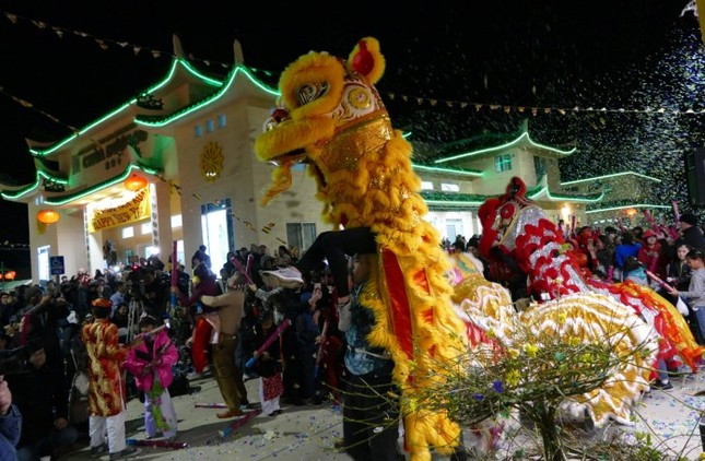 Giao-Thua-1.jpg