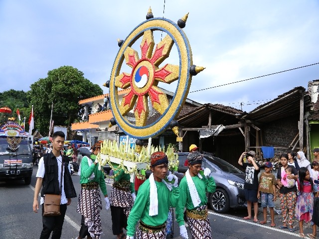Chùm ảnh: Trang nghiêm rước Phật tại Indonesia ảnh 22