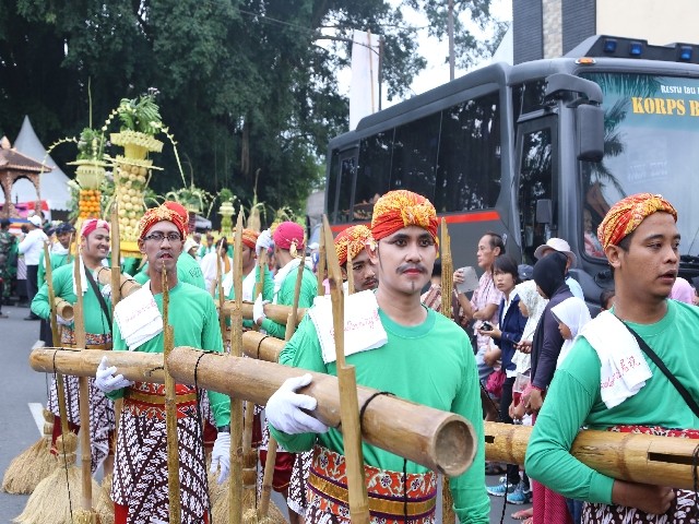 Chùm ảnh: Trang nghiêm rước Phật tại Indonesia ảnh 10