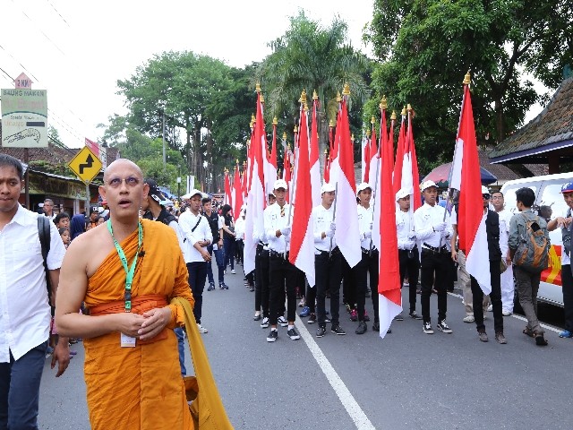Chùm ảnh: Trang nghiêm rước Phật tại Indonesia ảnh 11