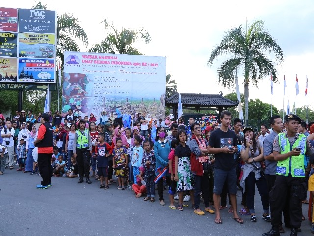 Chùm ảnh: Trang nghiêm rước Phật tại Indonesia ảnh 49