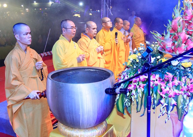 vinh 1.jpg