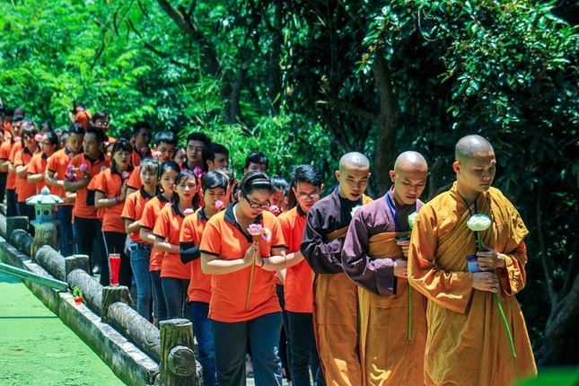 nhan sinh 2.jpg