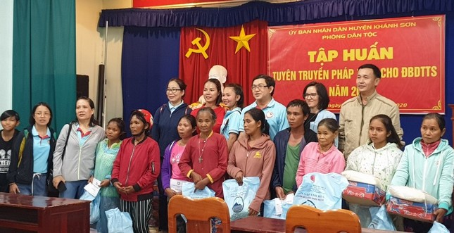 Tam Duc.jpg