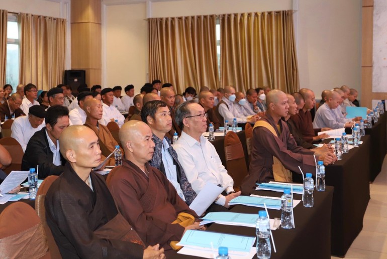 Hội nghị tập huấn kiến thức về tín ngưỡng tôn giáo tại Phú Yên