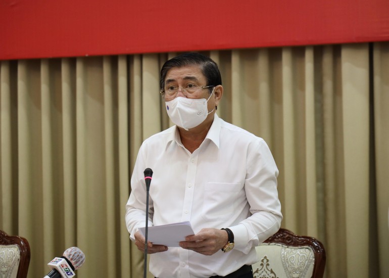 Ông Nguyễn Thành Phong phát biểu tại phiên họp sáng nay của Ban chỉ đạo phòng chống dịch Covid-19 tại TP.HCM - Ảnh: TTBCTPHCM