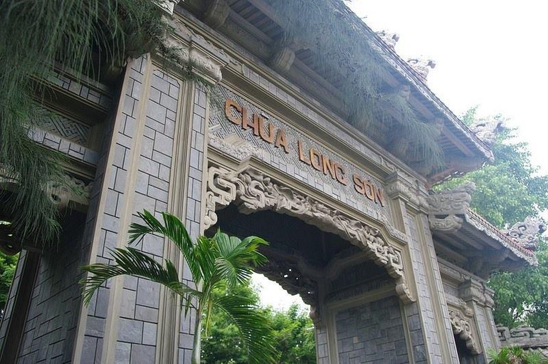 Chùa Long Sơn, nơi đặt trụ sở Ban Trị sự GHPGVN tỉnh Khánh Hòa