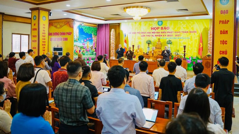 Buổi họp báo về Đại hội đại biểu Phật giáo toàn quốc lần thứ IX tại Trụ sở Trung ương GHPGVN, chùa Quán Sứ, Hà Nội, chiều 23-11-2022