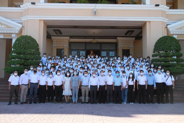 Đoàn công tác tỉnh Thừa Thiên Huế chi viện TP.HCM