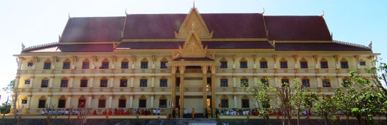 Toàn cảnh khu Hiệu bộ Học viện Phật giáo Nam tông Khmer đã đưa vào sử dụng - Ảnh: Cần Thơ online