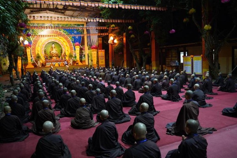 Đại giới đàn tổ chức trang nghiêm theo truyền thống Tăng-già tại chùa Bằng, Hà Nội