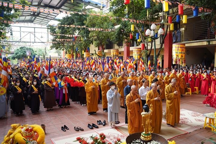 Lễ Phật đản tại chùa Bằng (Linh Tiên tự, Hà Nội)