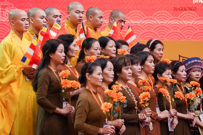Đại hội đại biểu Phật giáo toàn quốc lần thứ IX tại Thủ đô Hà Nội đã bế mạc với những thành tựu viên mãn