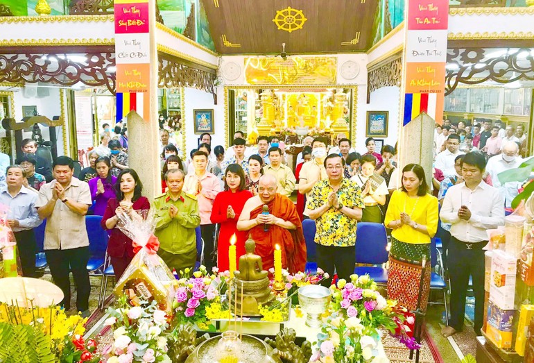 Lễ hội Tết Cổ truyền các nước Dông Nam Á tại chùa Phổ Minh - Ảnh: Tâm Xuân