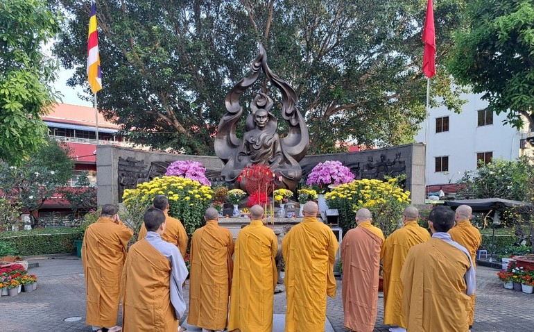 Ban Trị sự Phật giáo quận 3 tưởng niệm Bồ-tát Thích Quảng Đức 