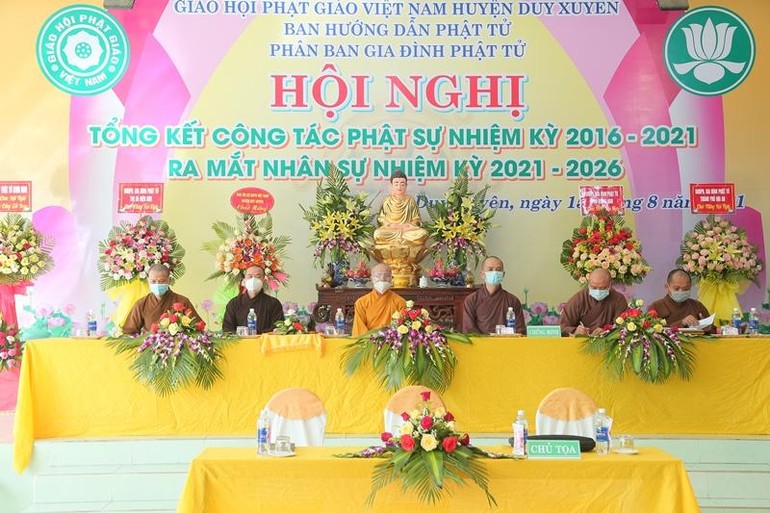Chư tôn đức Chứng minh Hội nghị Tổng kết công tác Phật sự nhiệm kỳ 2016-2021 của Ban Hướng dẫn Phân ban Gia đình Phật tử huyện Duy Xuyên
